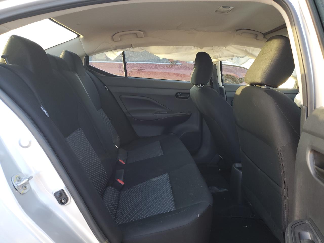 3N1CN8DV1RL900959 NISSAN VERSA 2024