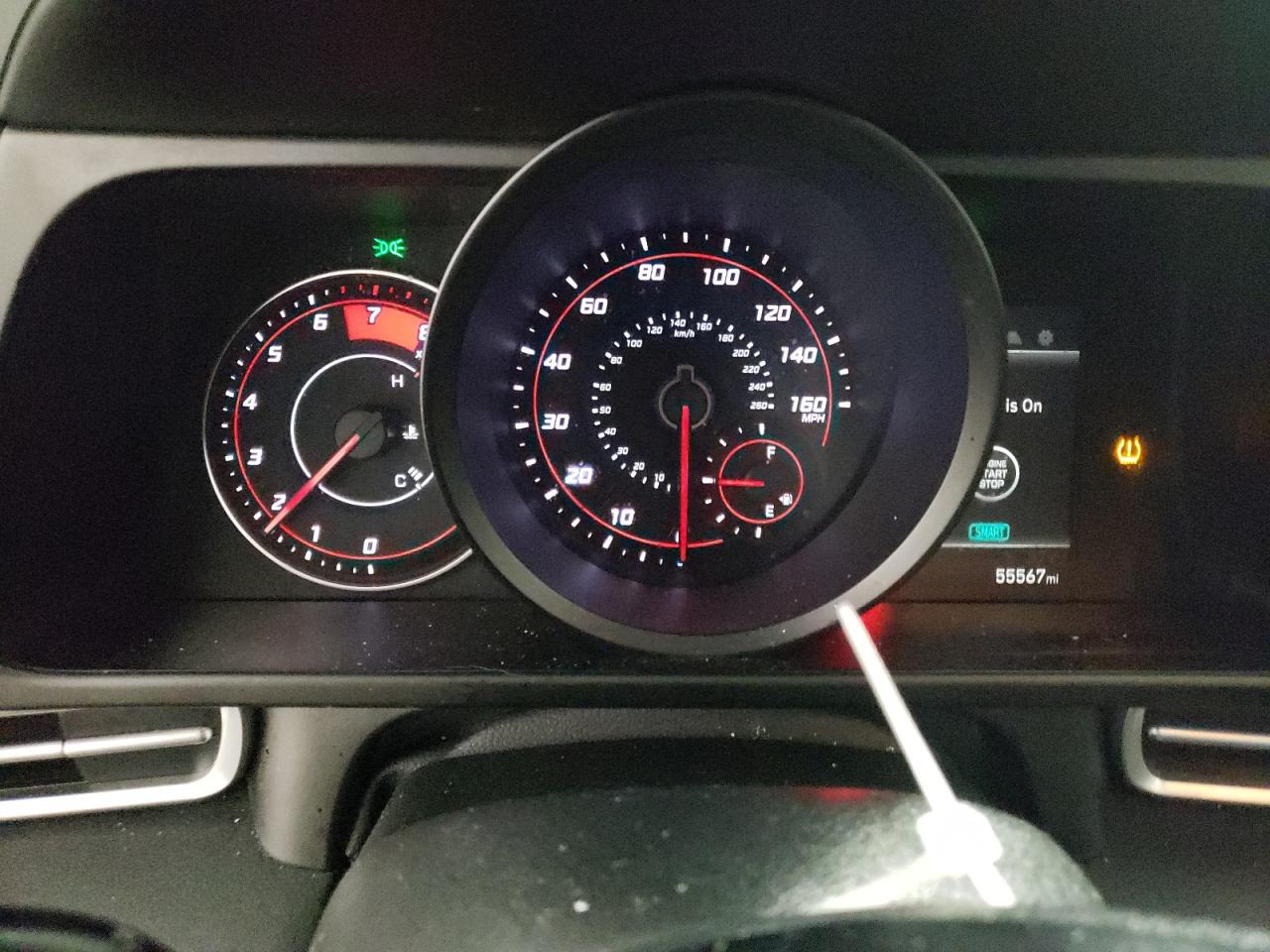 2021 Hyundai Elantra - Image 9