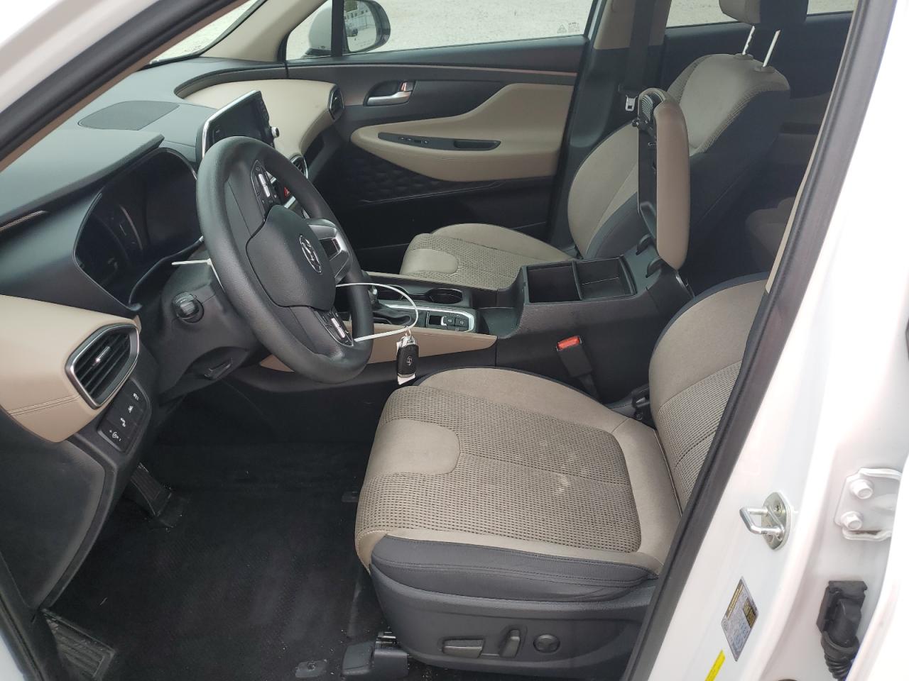 2020 Hyundai Santa Fe - Image 7