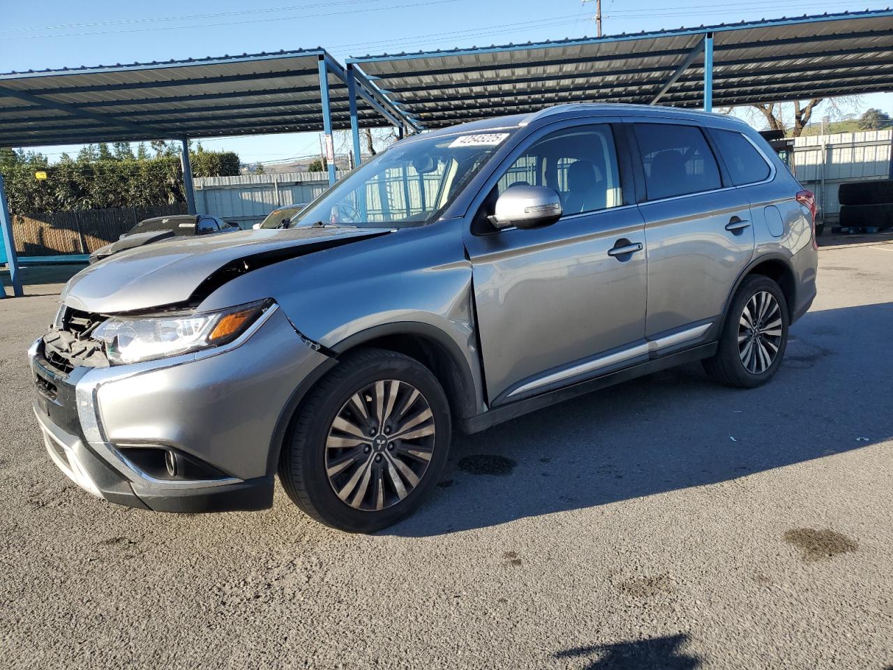 2020 Mitsubishi Outlander - Image 1