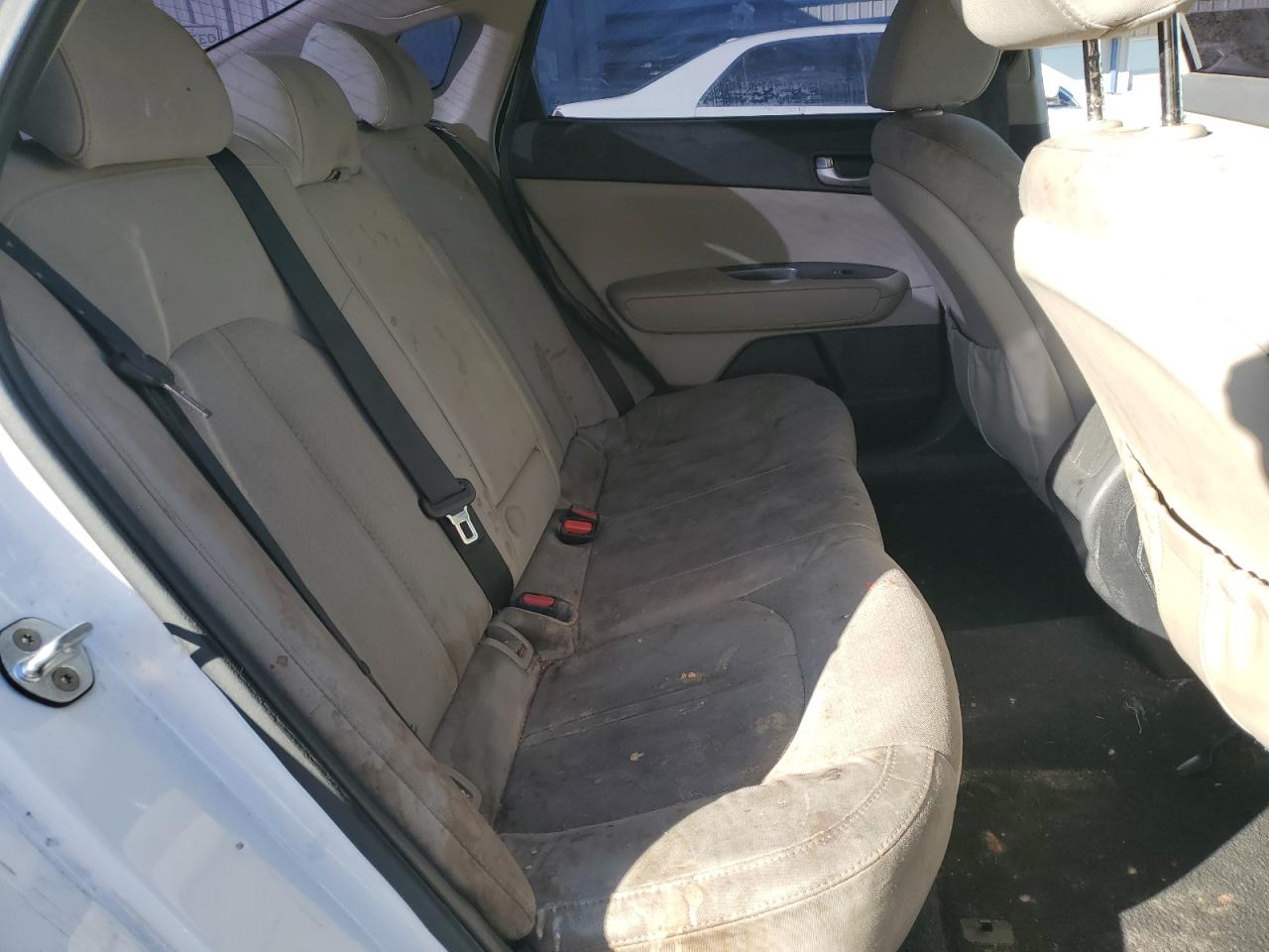 2016 Kia Optima - Image 10