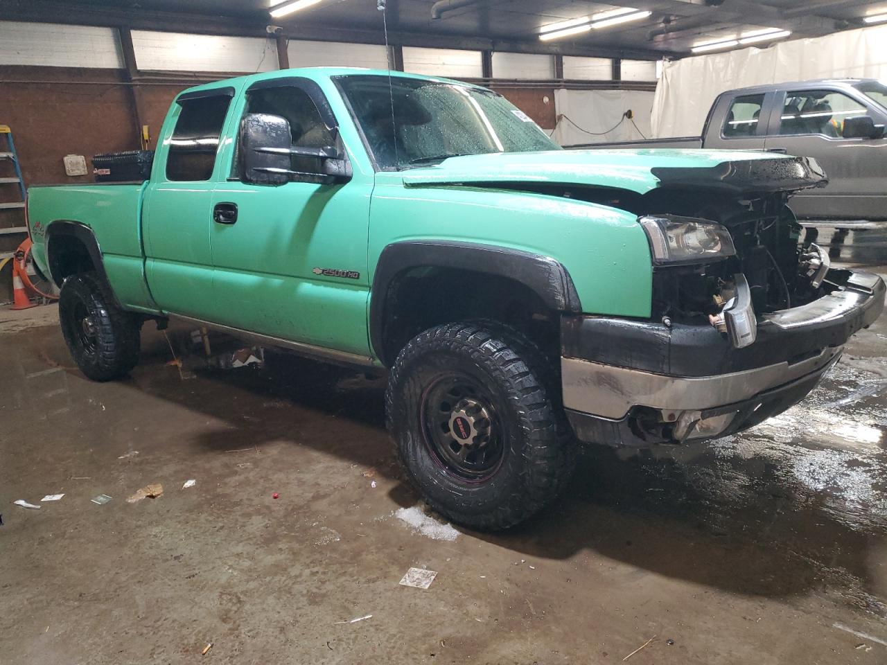 2006 Chevrolet Silverado - Image 4