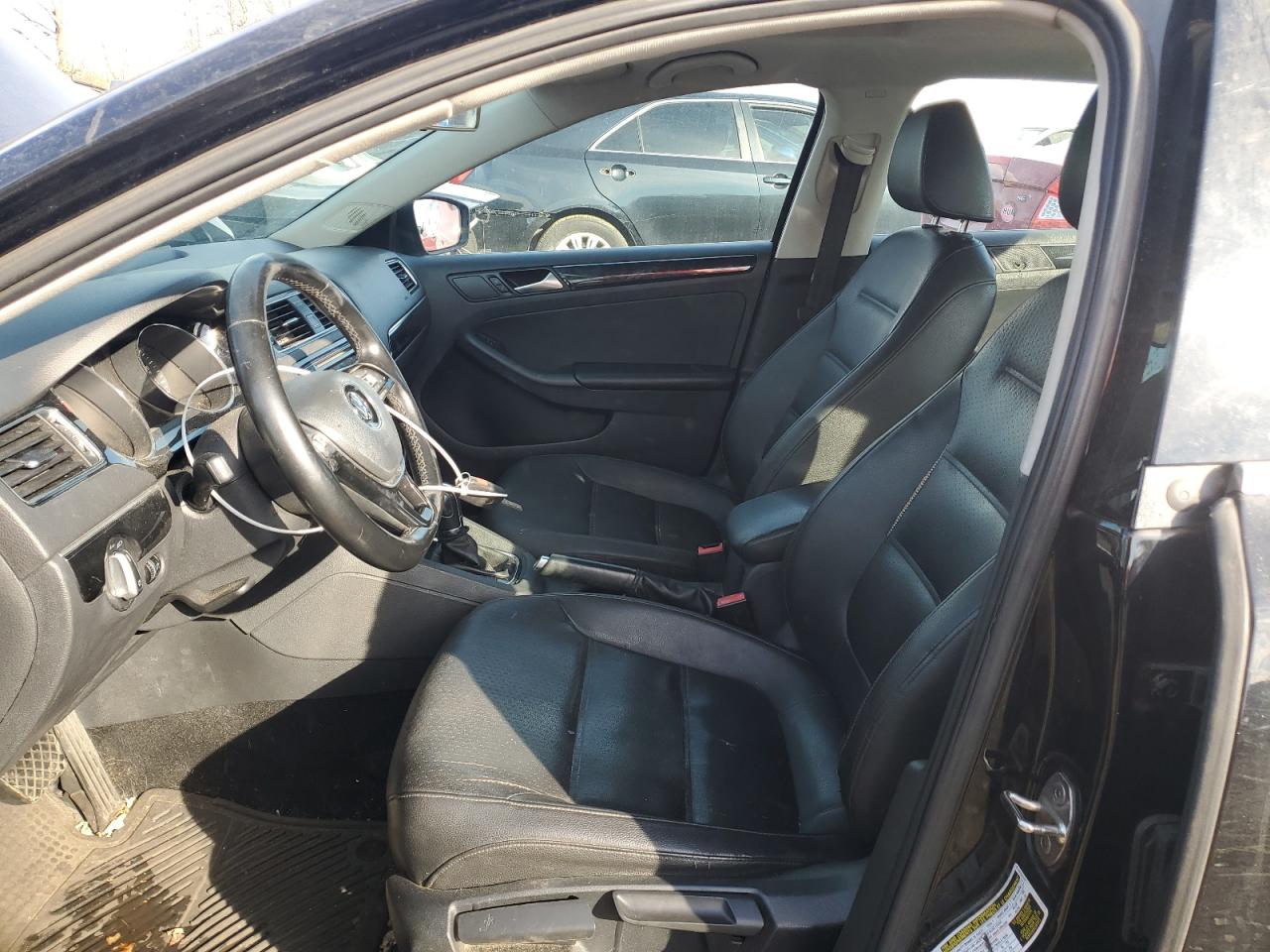 2016 Volkswagen Jetta - Image 7