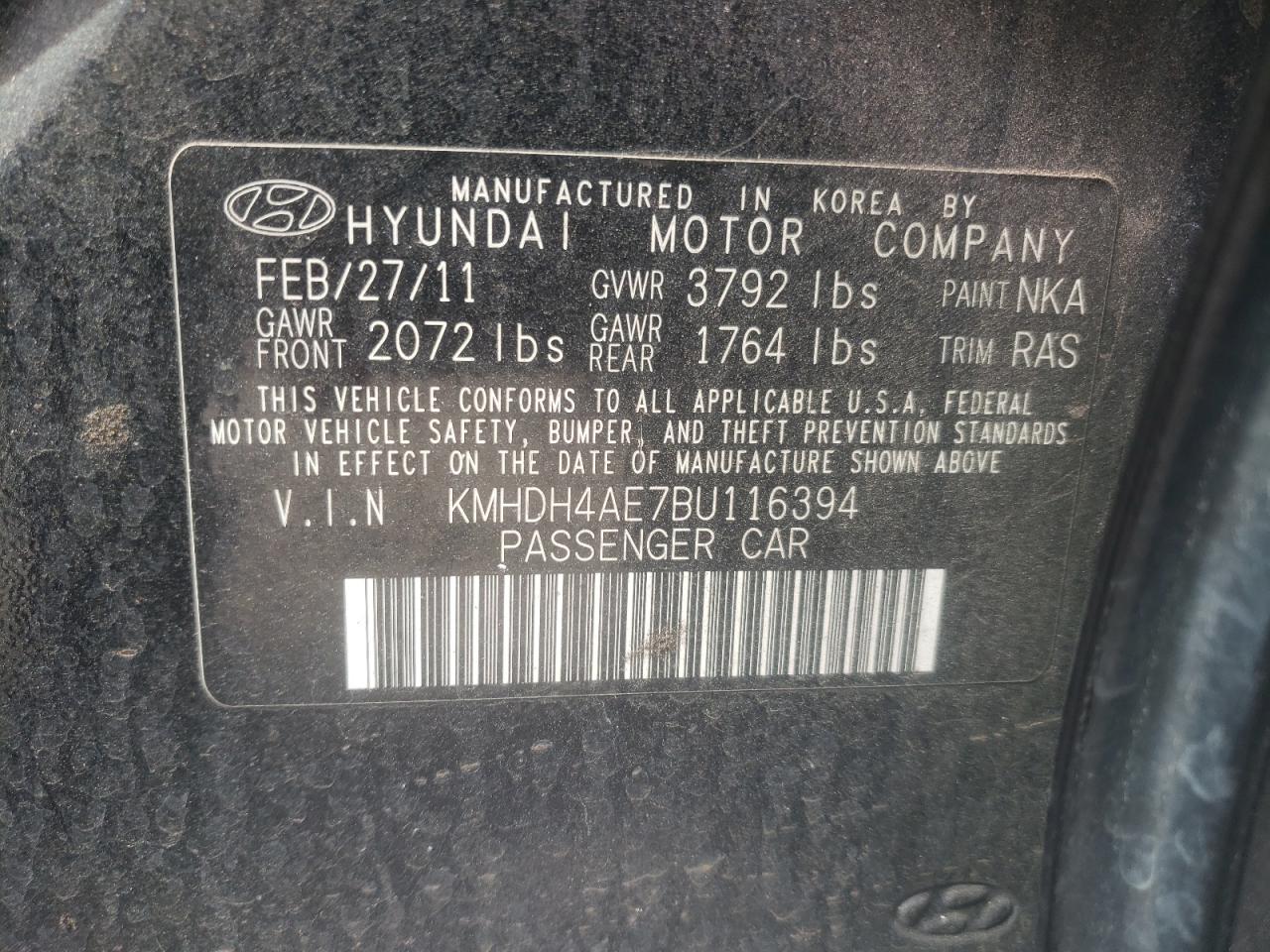 2011 Hyundai Elantra - Image 14