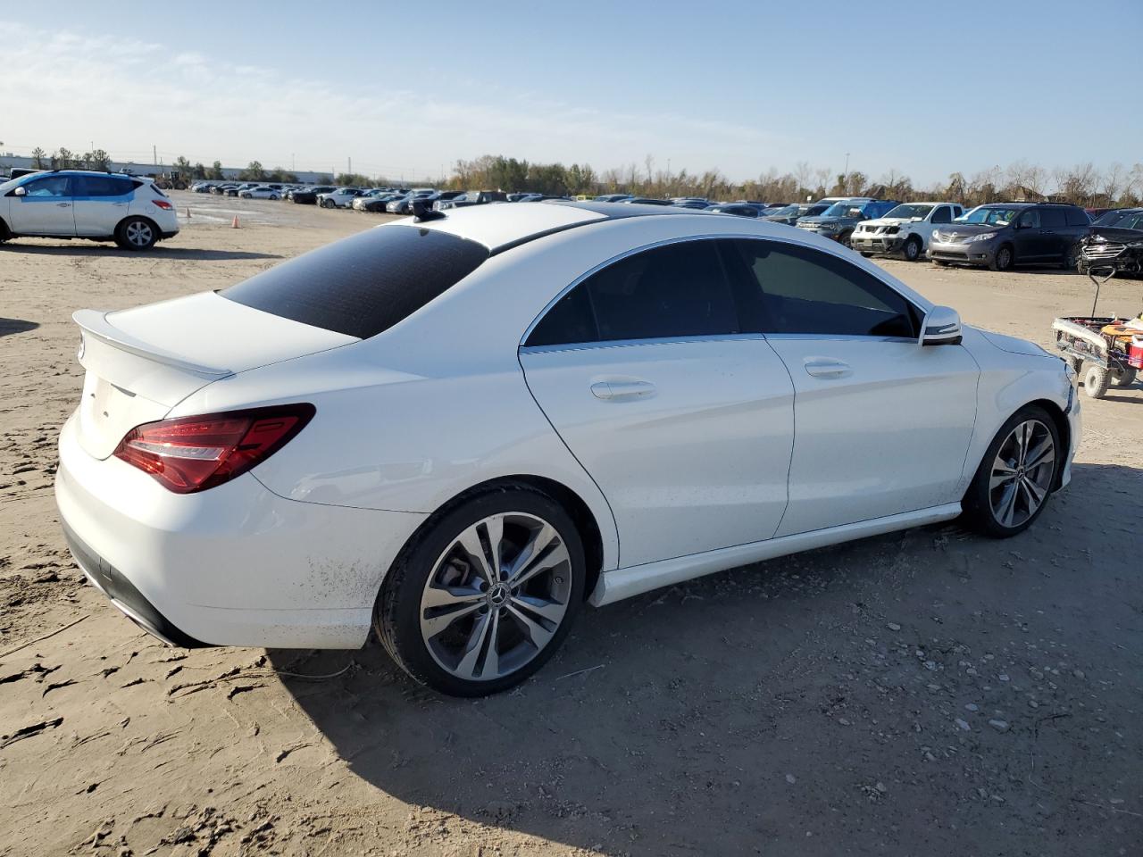 2019 Mercedes-Benz CLA-klasse - Image 3