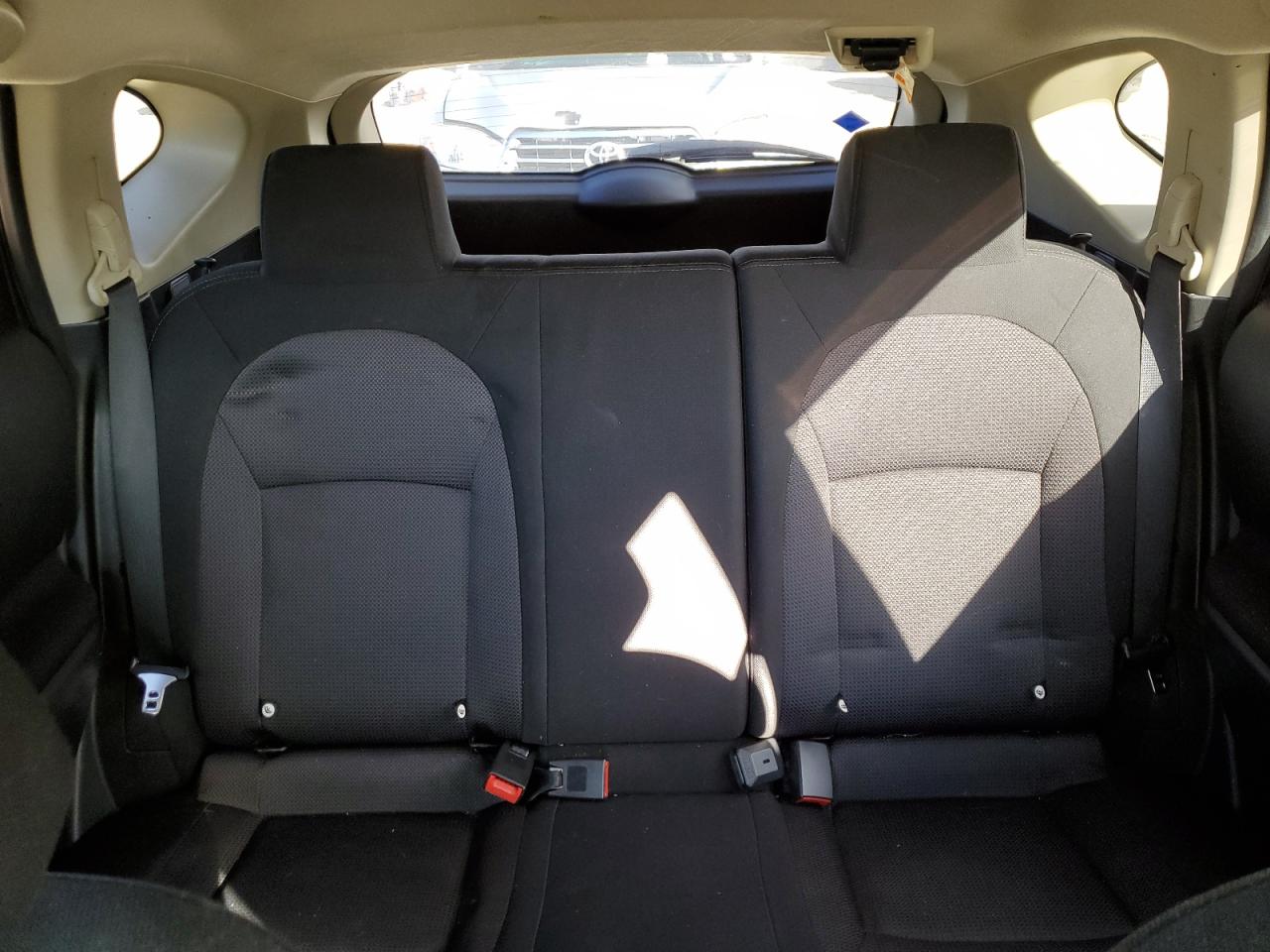 2011 Nissan Rogue - Image 10