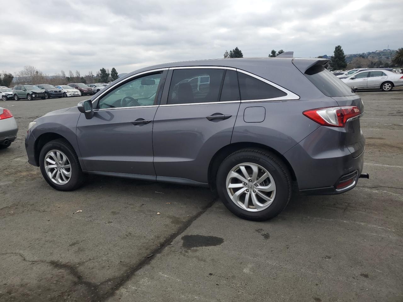 5J8TB3H34HL001610 ACURA RDX 2017
