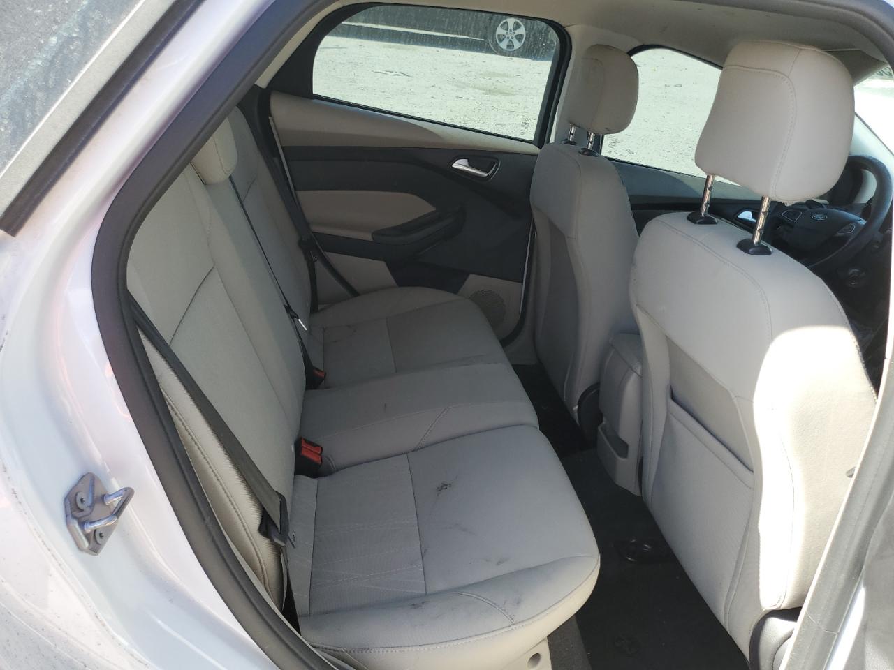 2018 Ford Focus - Image 11