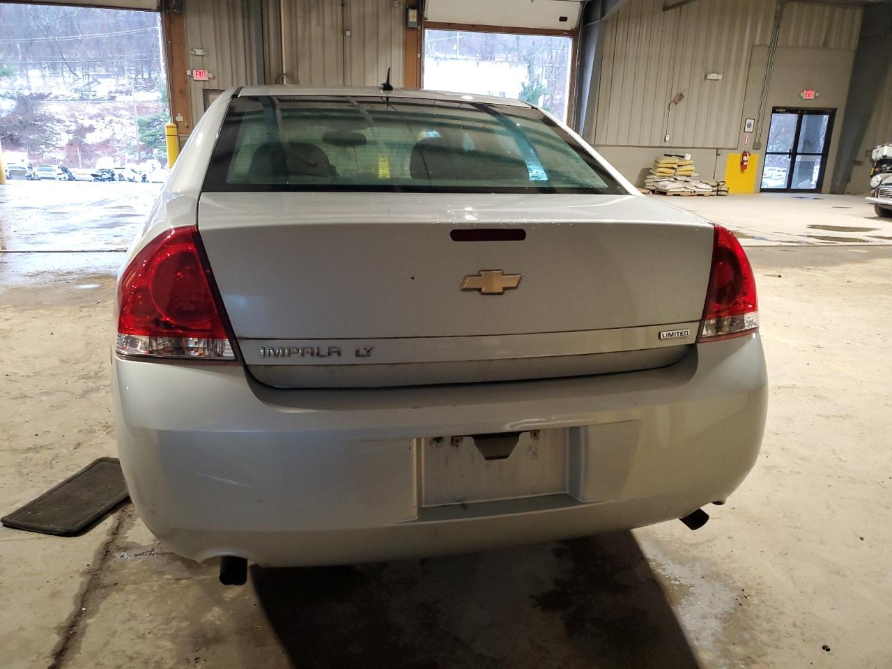 2015 Chevrolet Impala - Image 6