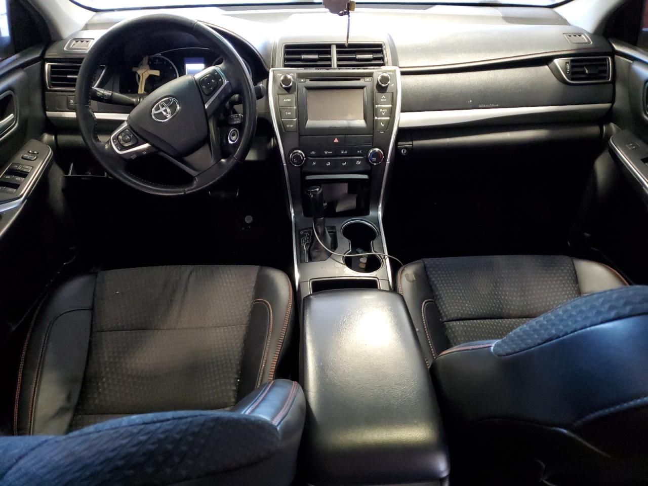 2015 Toyota Camry - Image 8