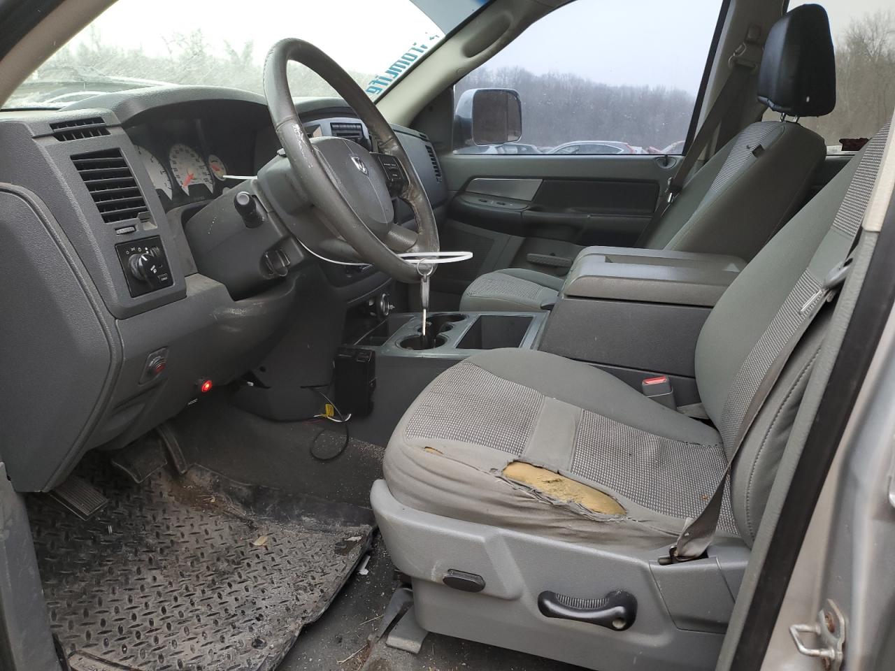 2007 Dodge RAM - Image 7