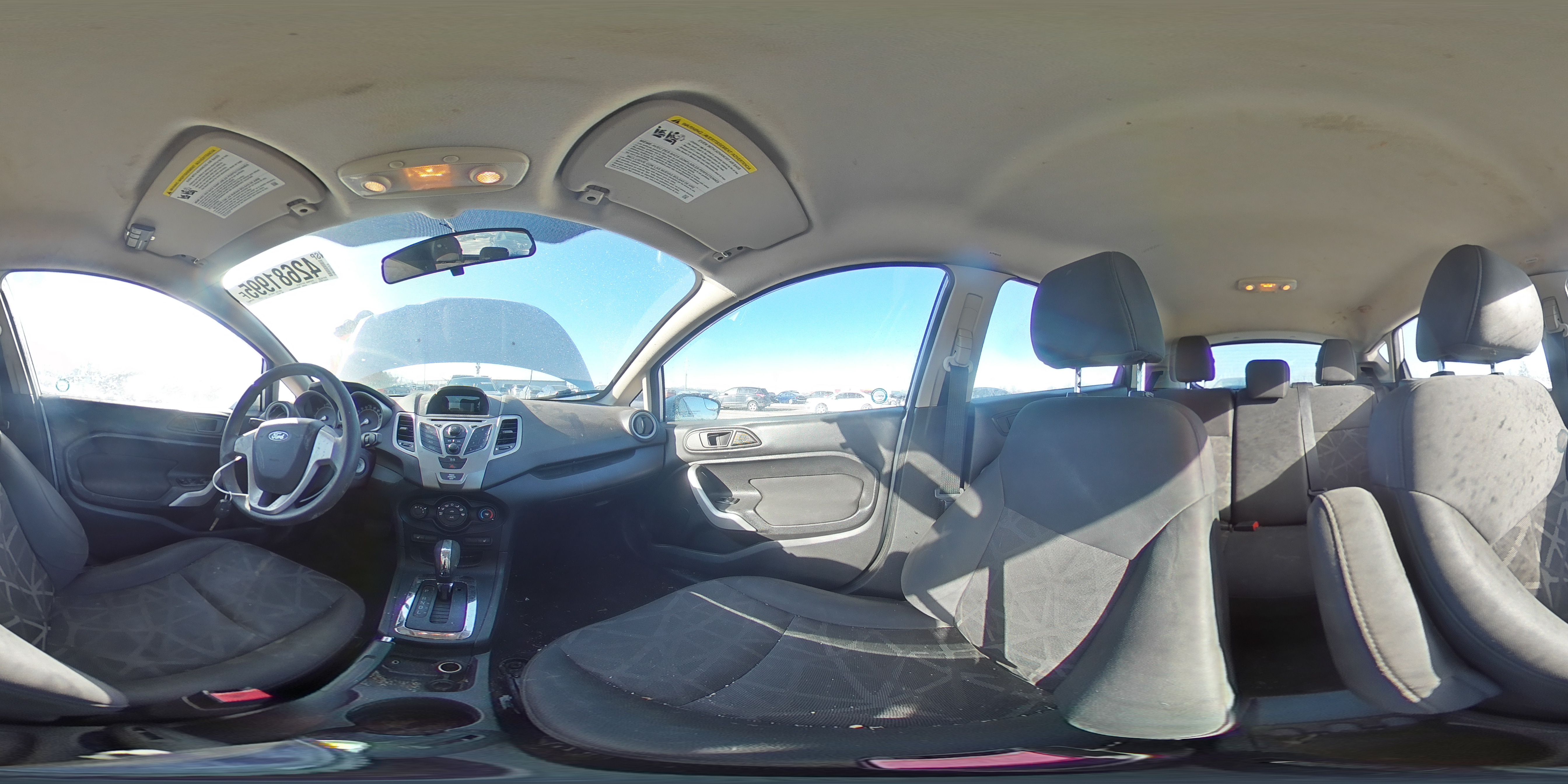 2013 Ford Fiesta - Image 13