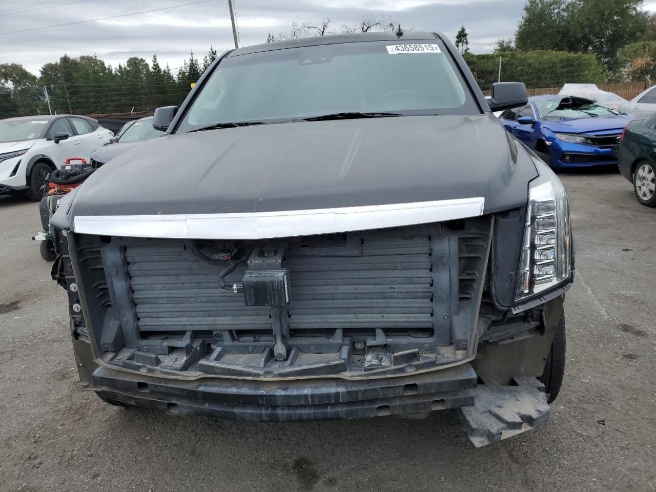 2015 Cadillac Escalade - Image 5