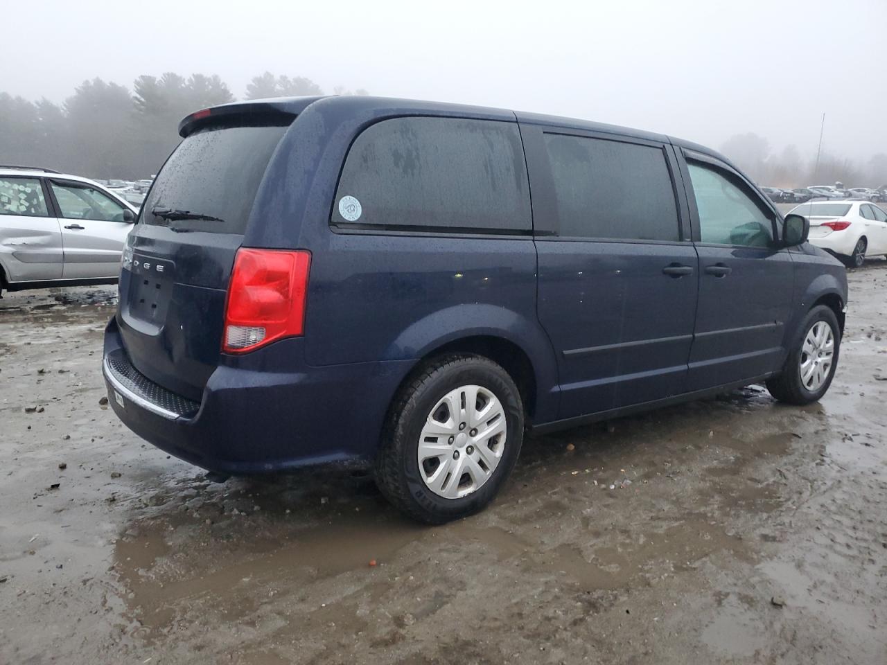 2014 Dodge Caravan - Image 3