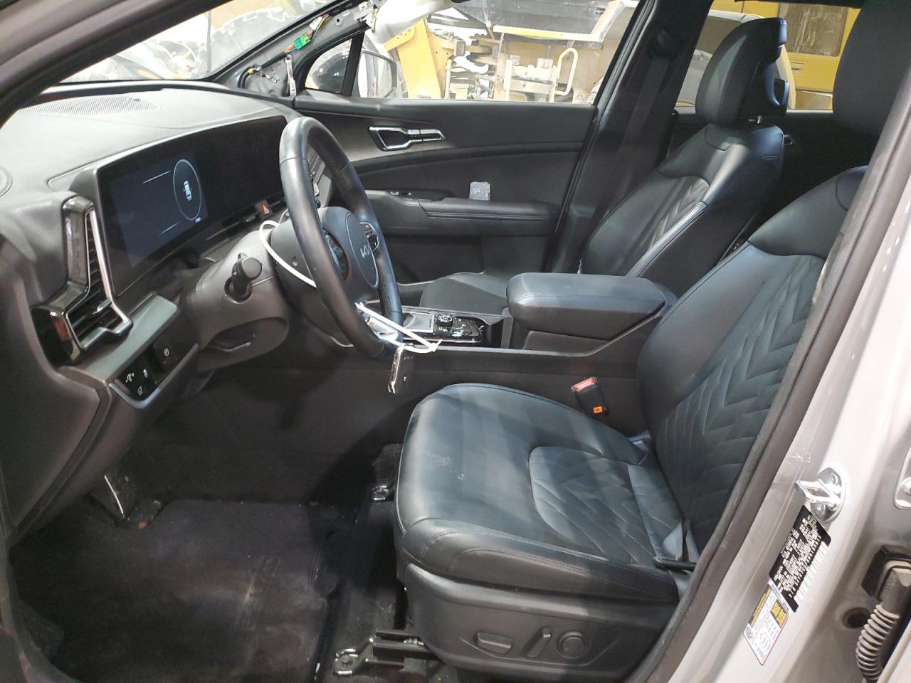 2024 Kia Sportage - Image 7