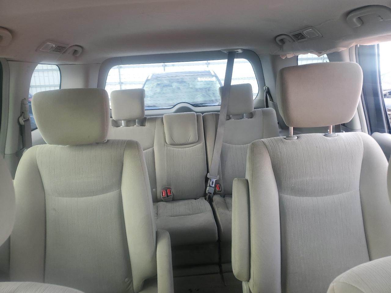2015 Nissan Quest - Image 10