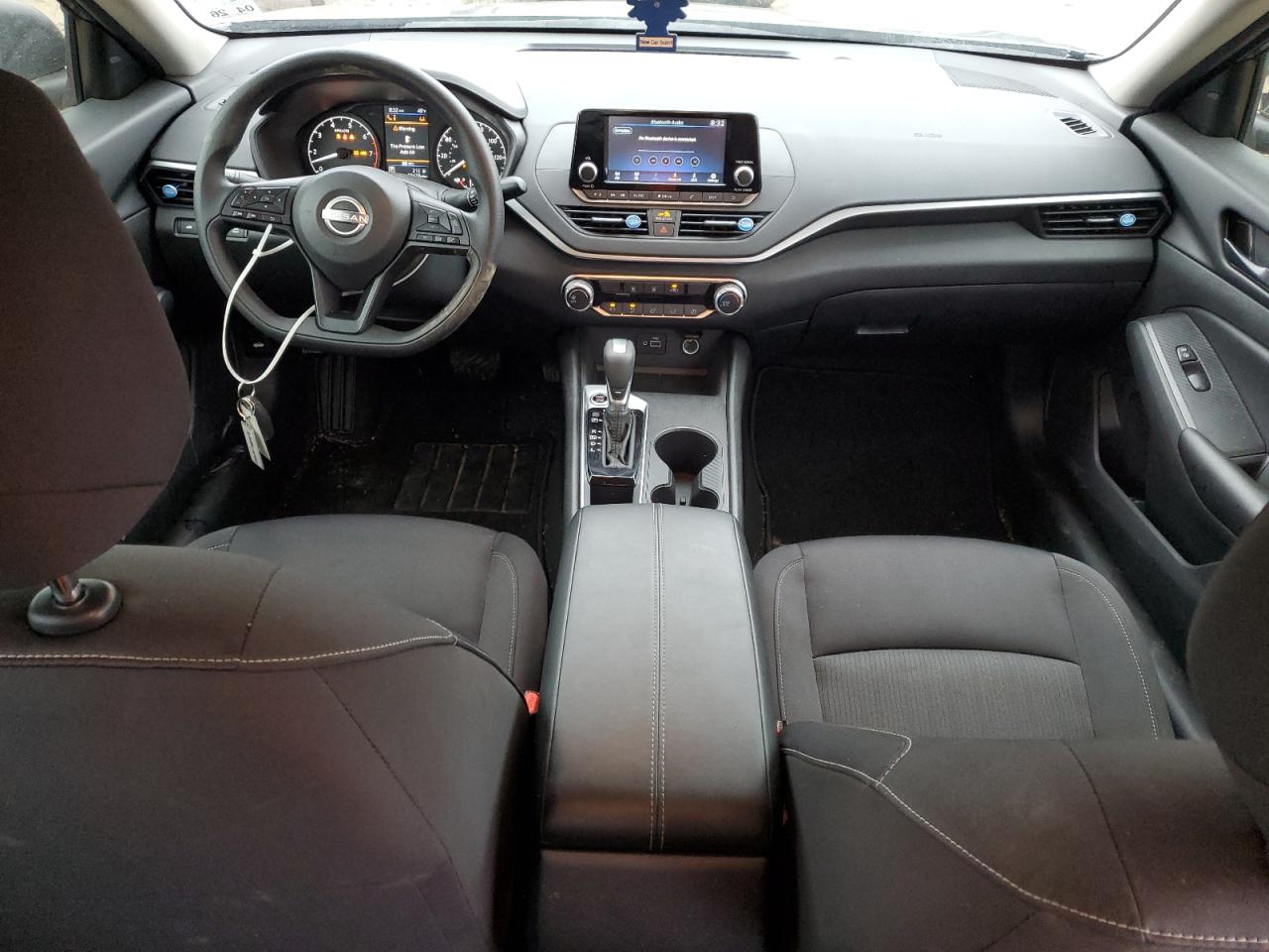 2024 Nissan Altima - Image 8