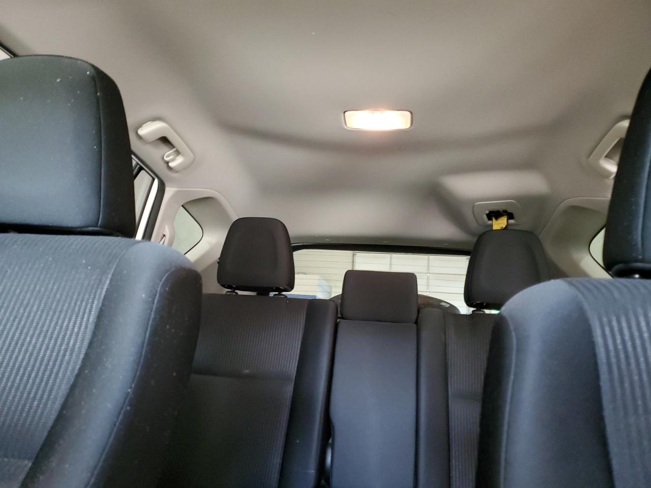 2018 Toyota RAV 4 - Image 10