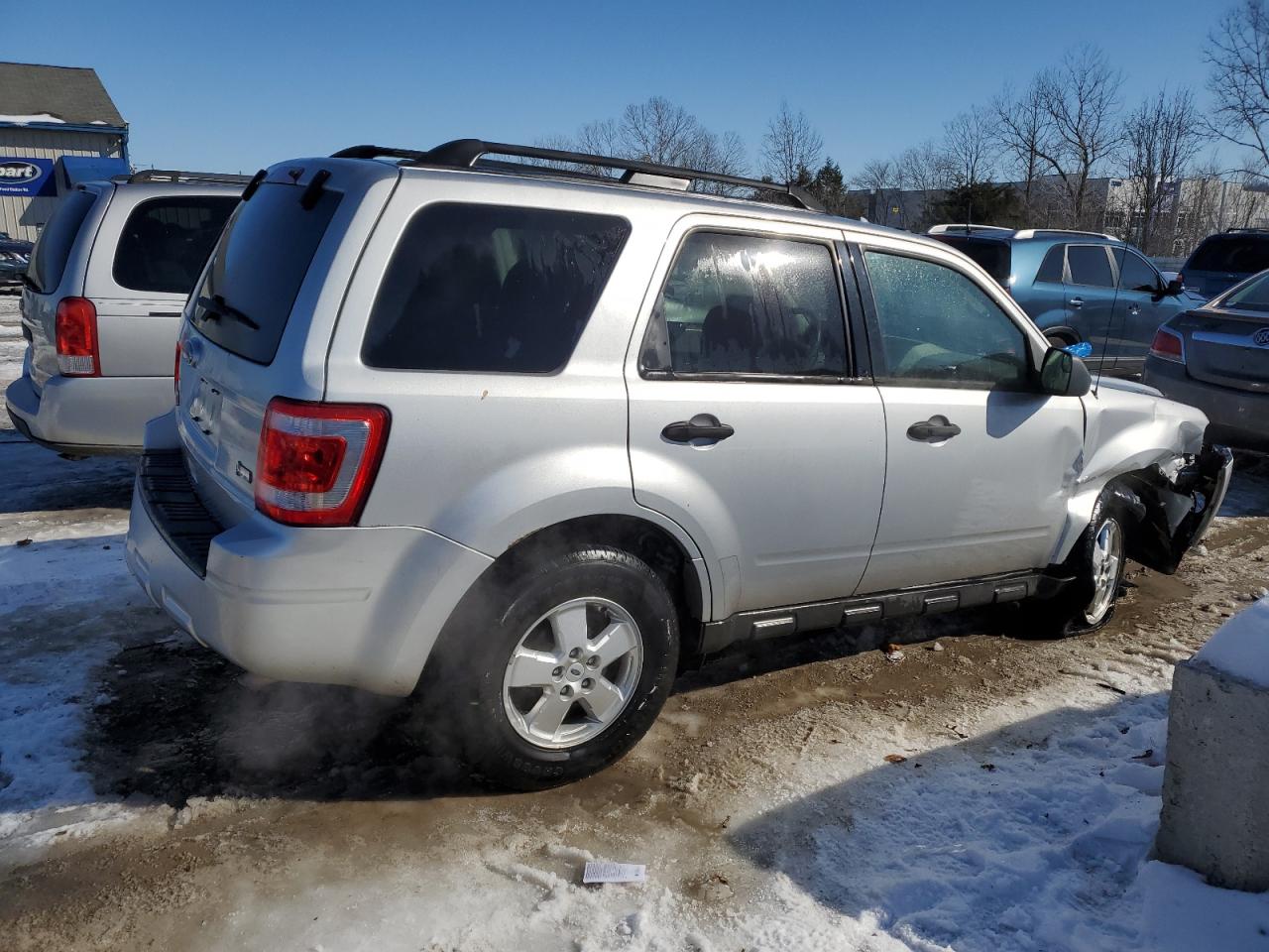 2010 Ford Escape - Image 3