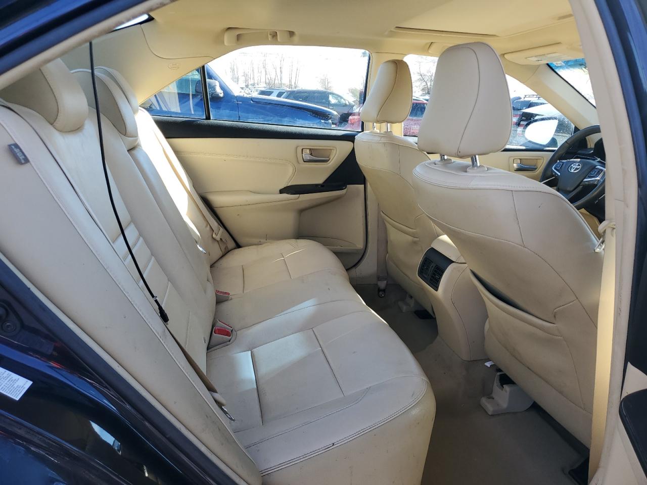 2017 Toyota Camry - Image 10