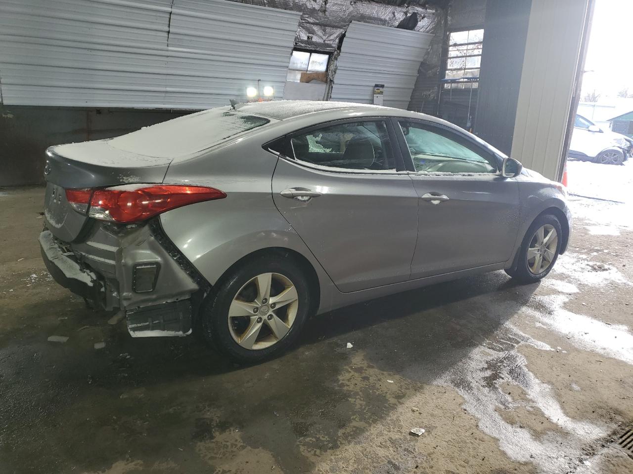 2013 Hyundai Elantra - Image 3