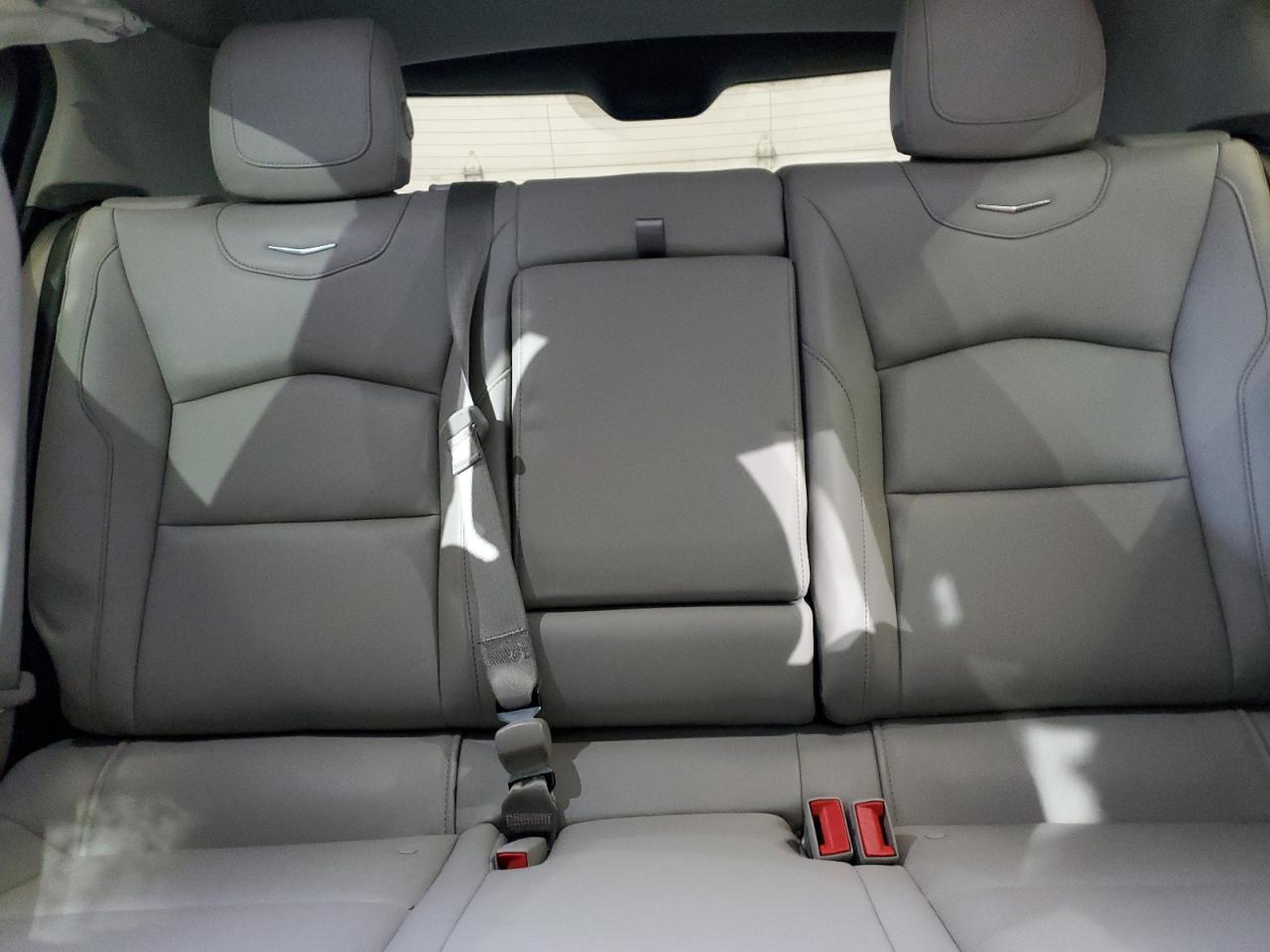 2021 Cadillac XT4 - Image 10