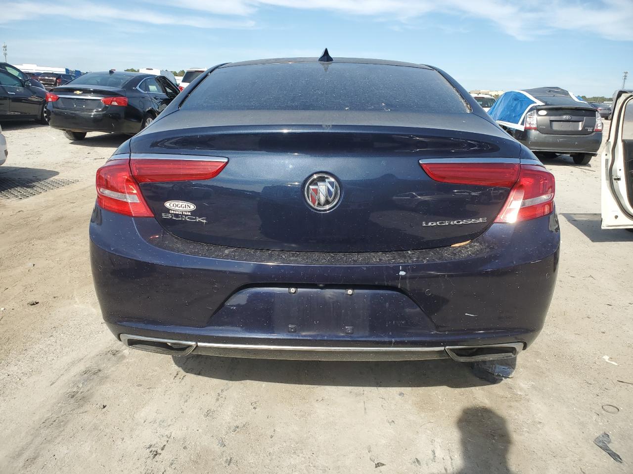 2017 Buick LaCrosse - Image 6