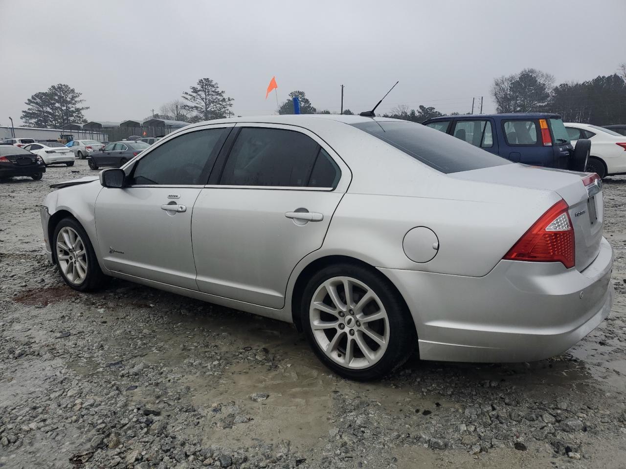2011 Ford Fusion - Image 2