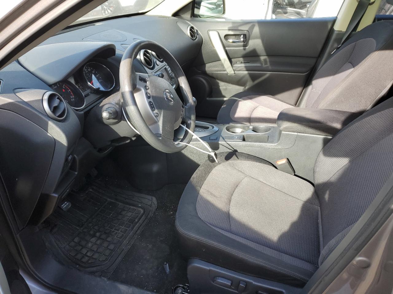 2012 Nissan Rogue - Image 7