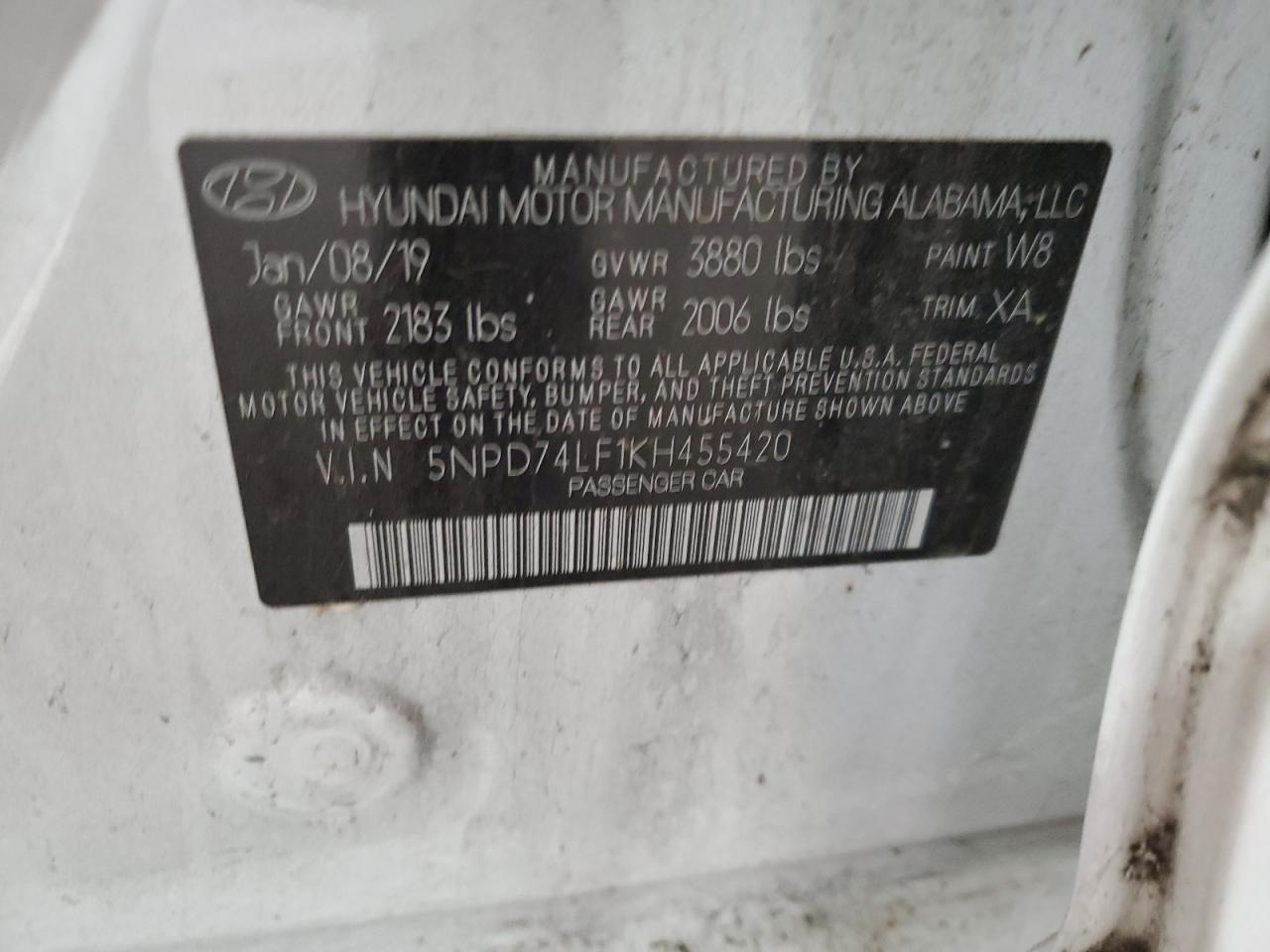 2019 Hyundai Elantra - Image 14