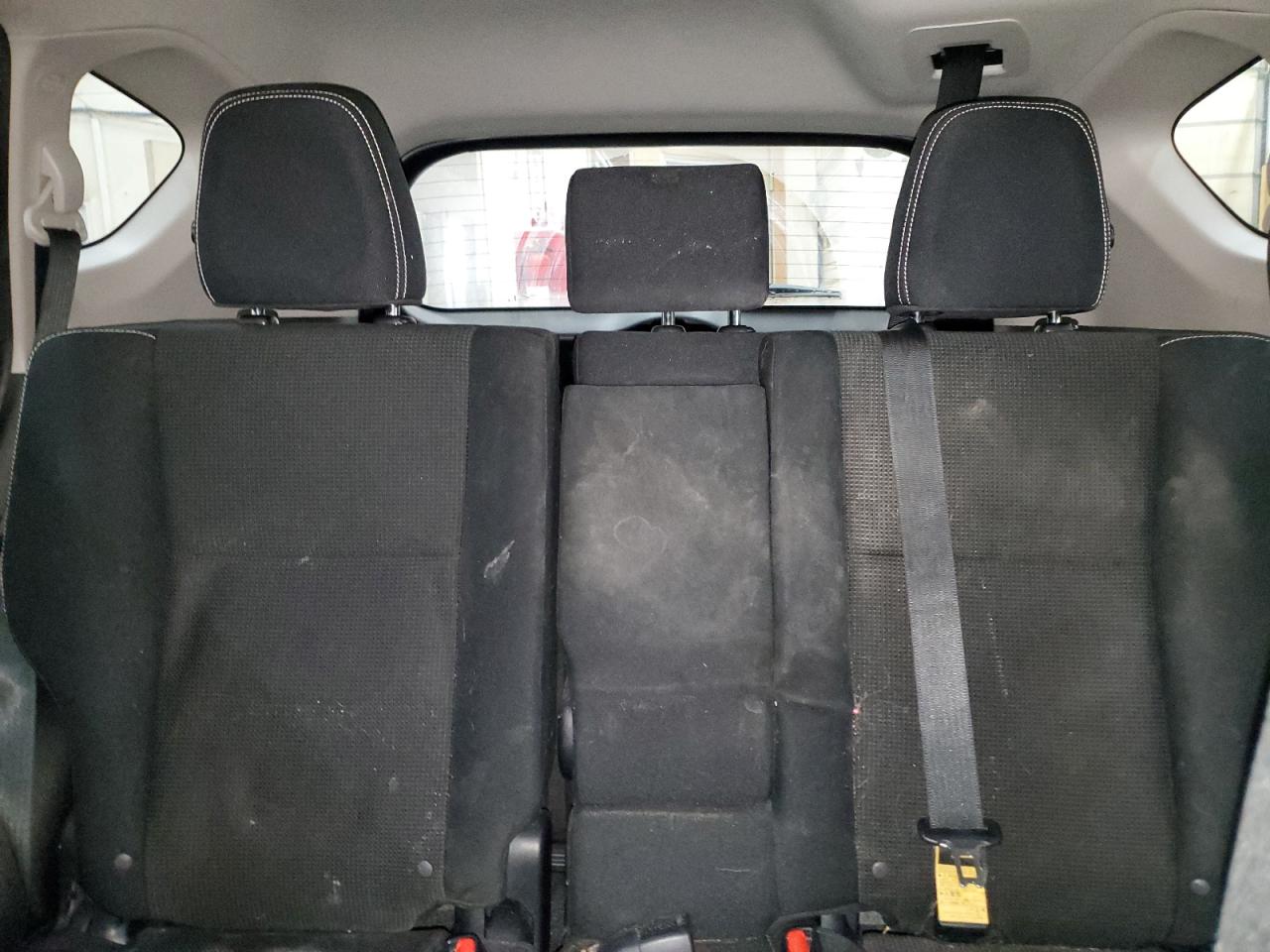 2017 Toyota RAV 4 - Image 10
