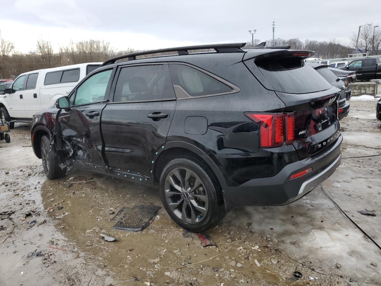 2022 Kia Sorento - Image 2