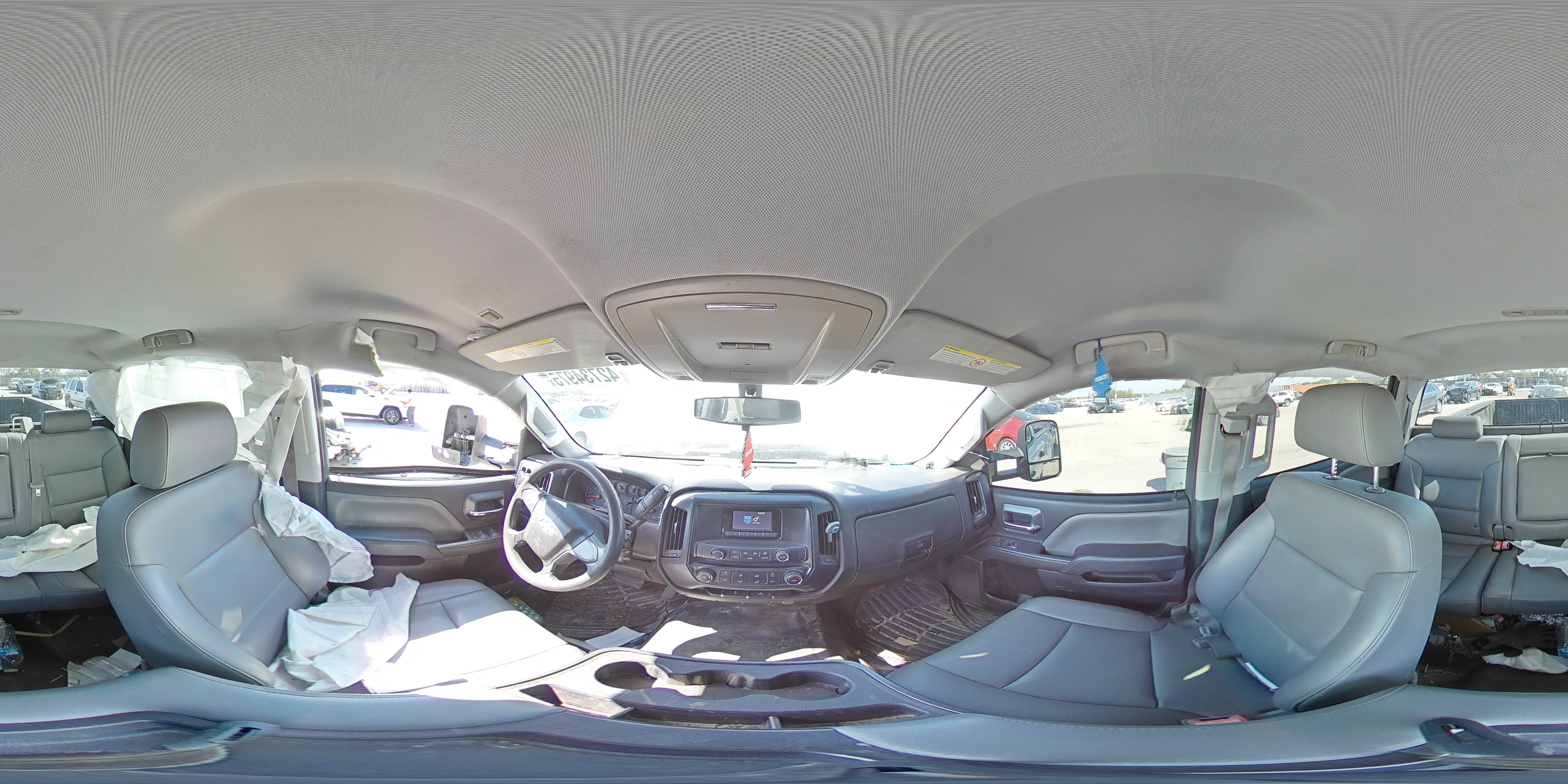 2015 Chevrolet Silverado - Image 13