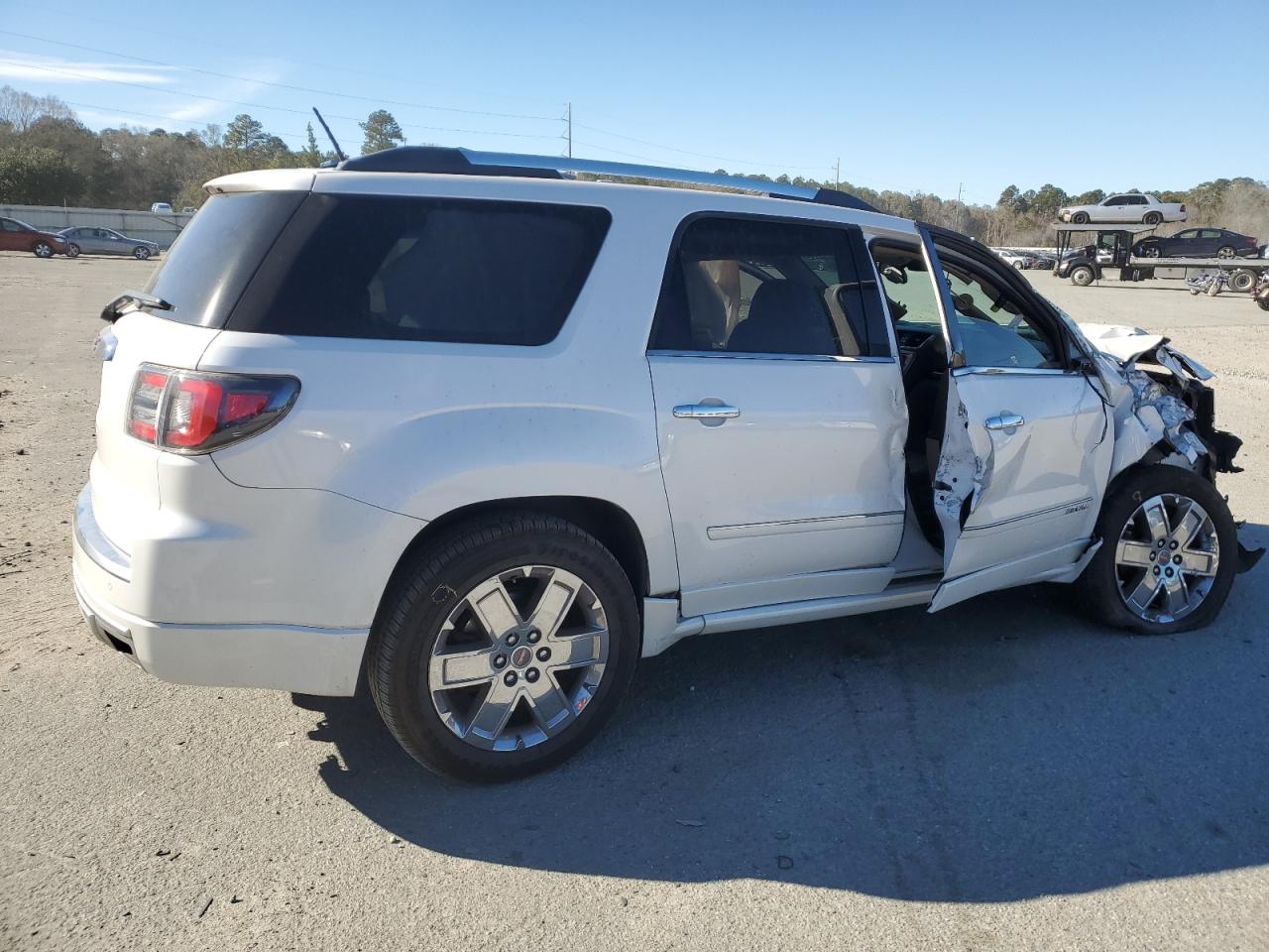 2016 GMC Acadia - Image 3