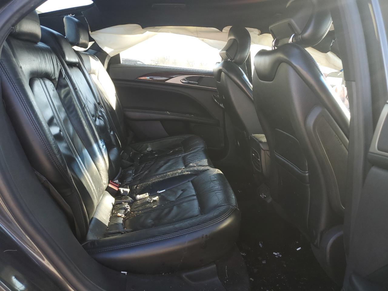 2017 Lincoln MKZ - Image 10
