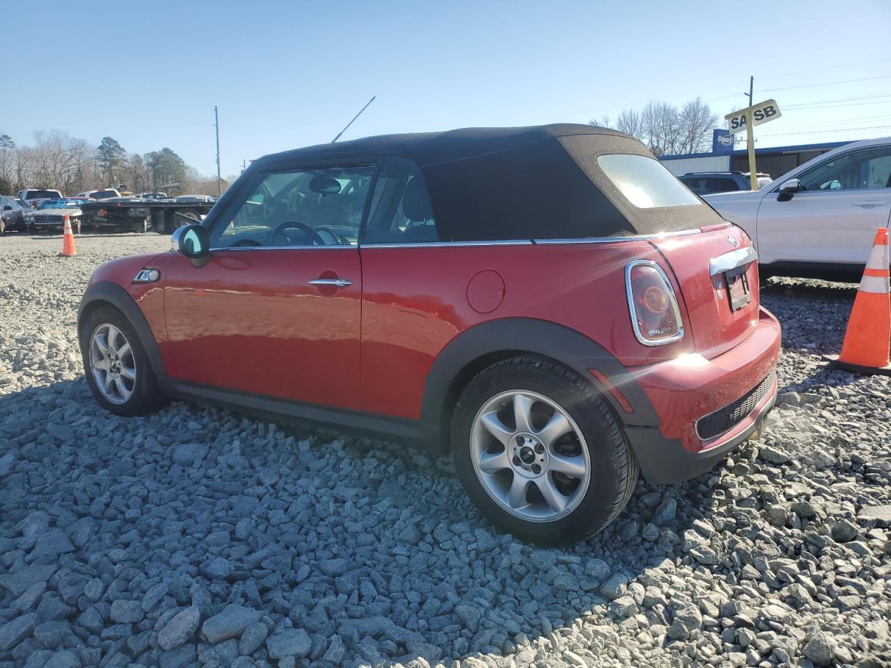 2010 MINI Cooper - Image 2