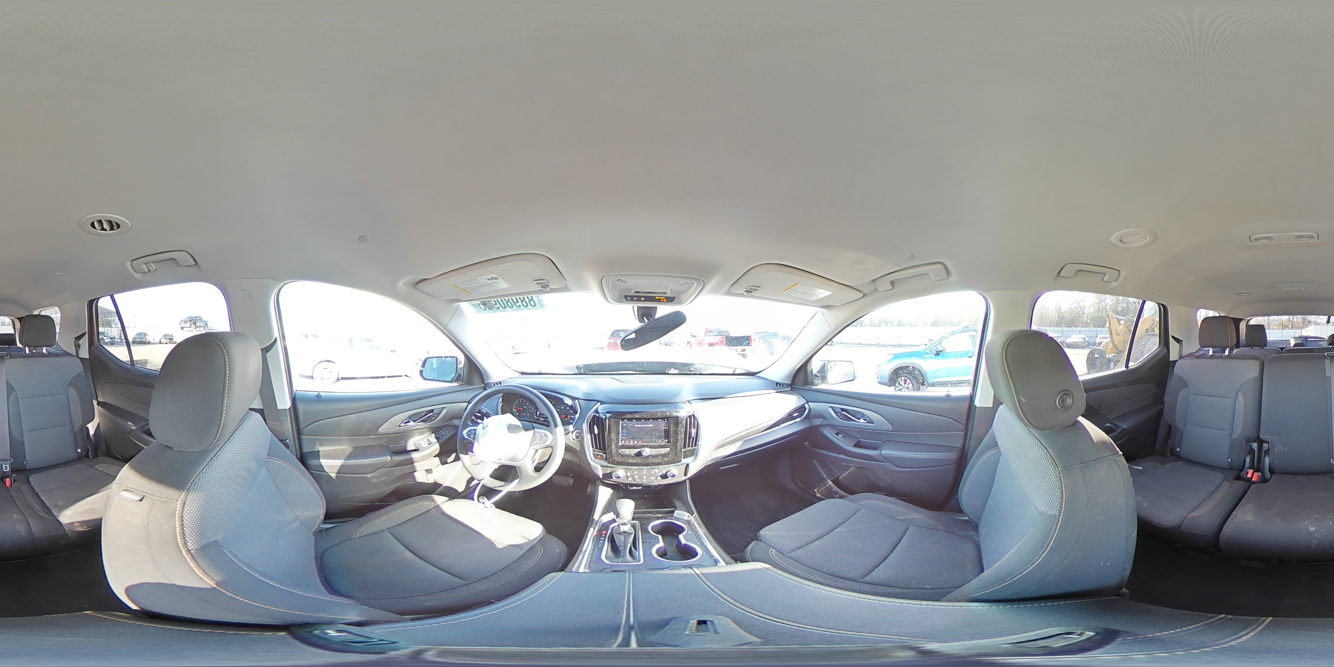 2021 Chevrolet Traverse - Image 15
