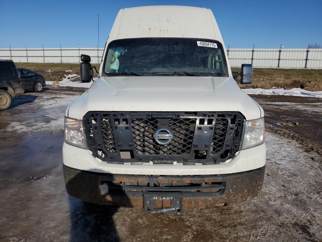 2017 Nissan NV - Image 5