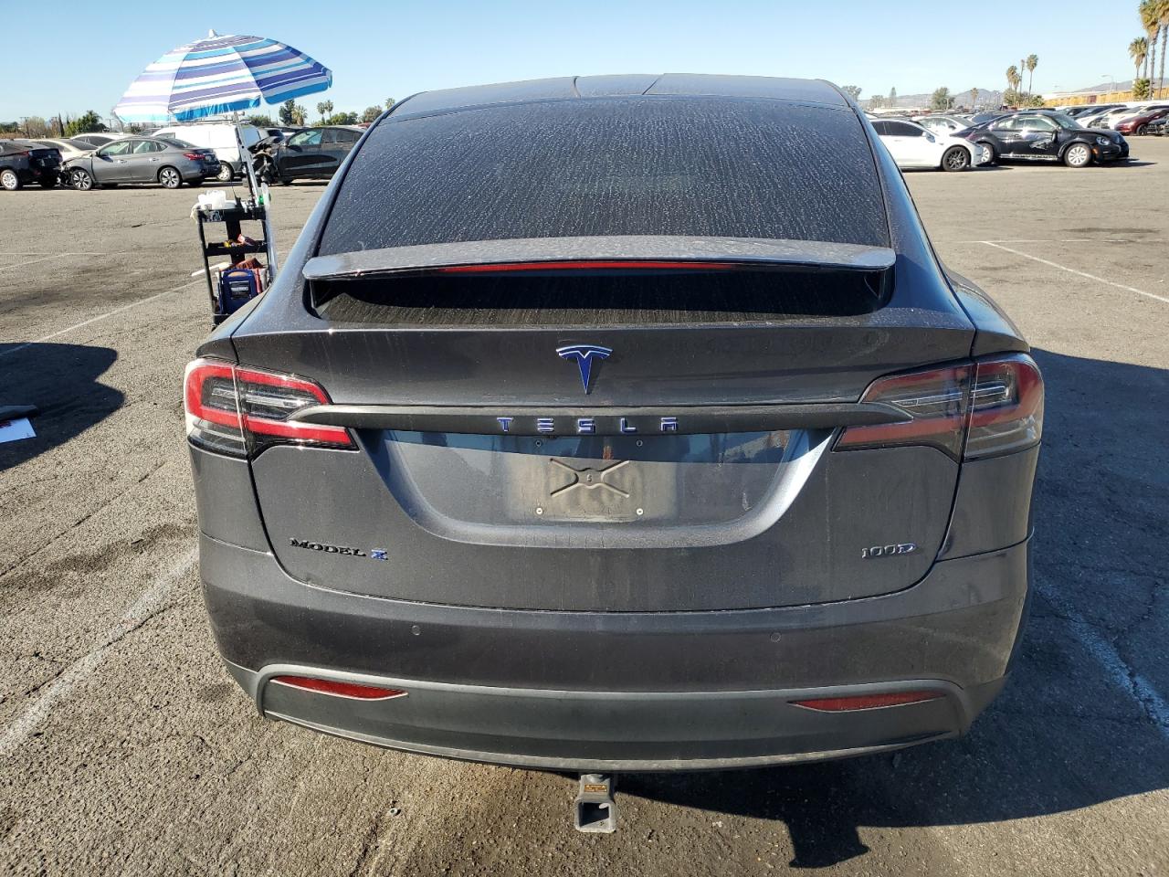 VIN 5YJXCDE23HF071150 2017 TESLA MODEL X no.6