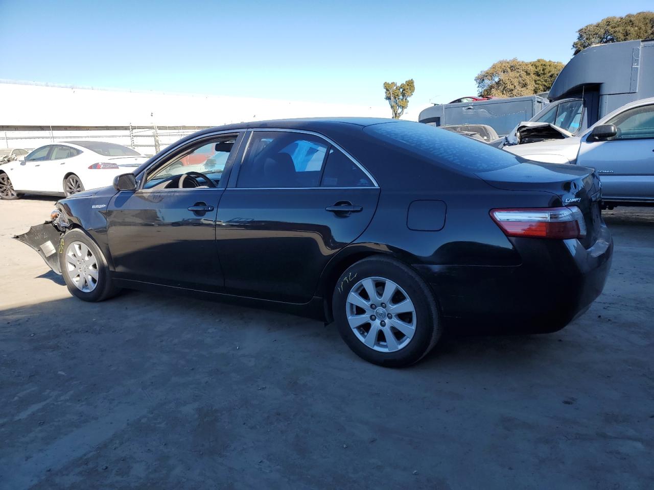2009 Toyota Camry - Image 2