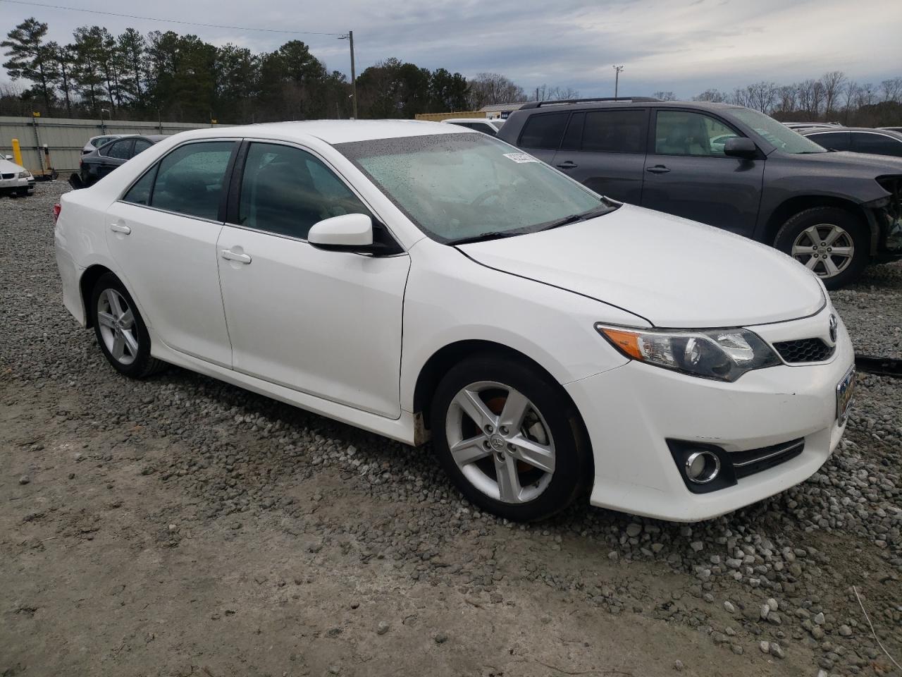 2013 Toyota Camry - Image 4