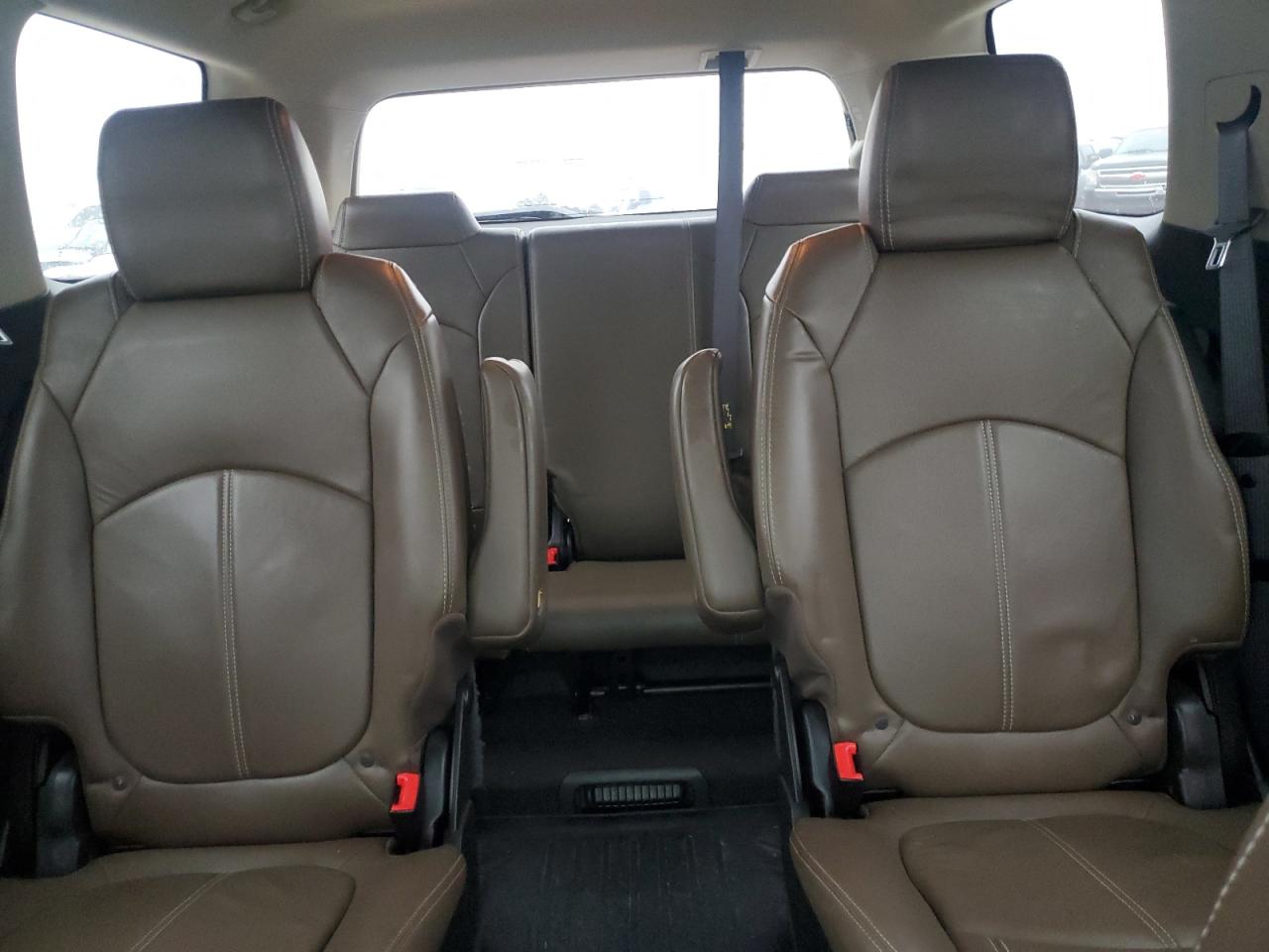2015 GMC Acadia - Image 10