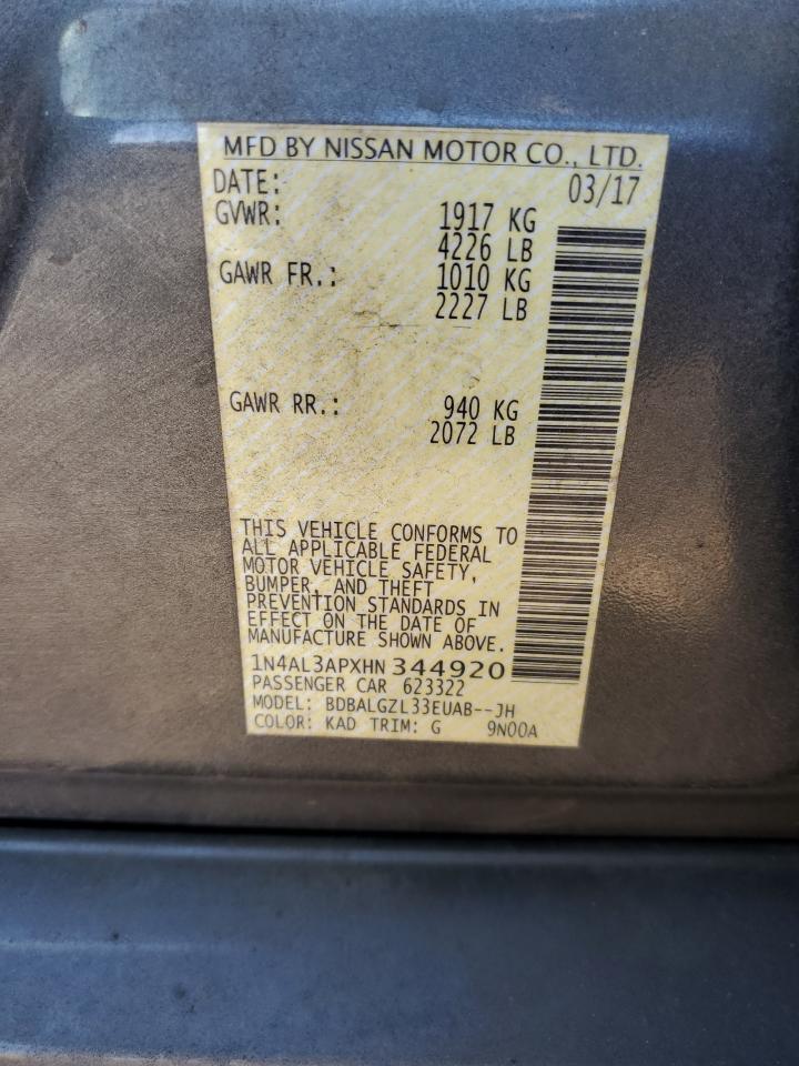 2017 Nissan Altima - Image 13