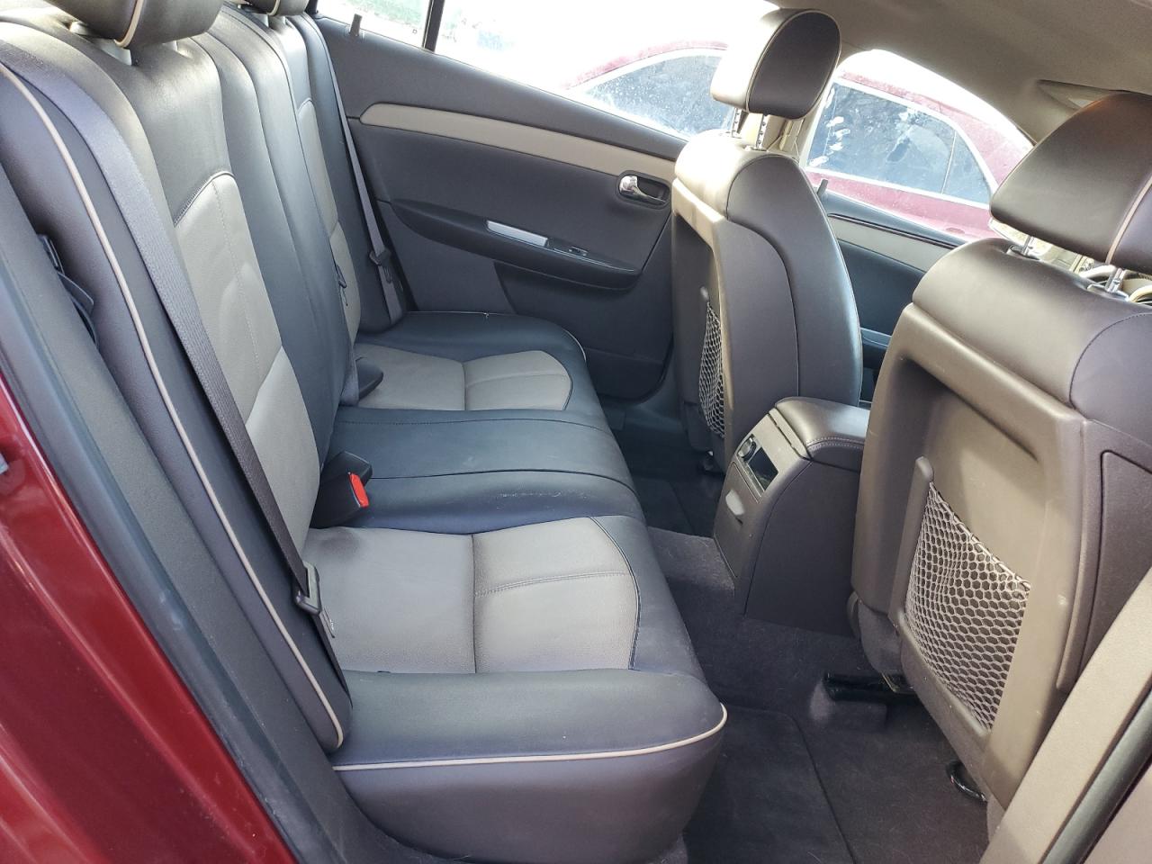 2009 Chevrolet Malibu - Image 10