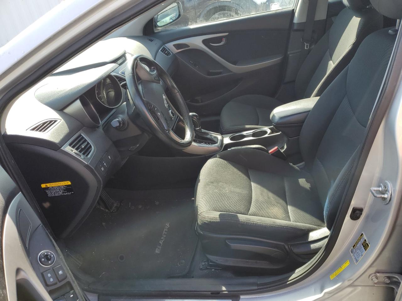 2015 Hyundai Elantra - Image 7