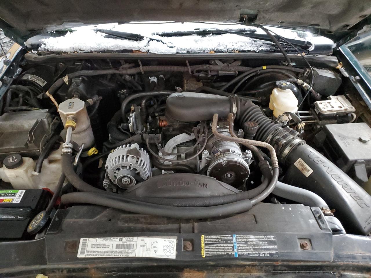 2003 Chevrolet S-10 Pickup - Image 11