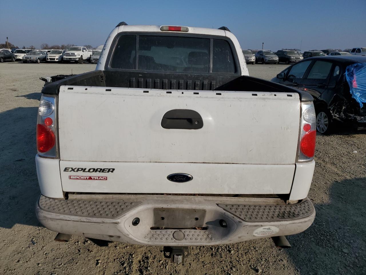2001 Ford Explorer - Image 6