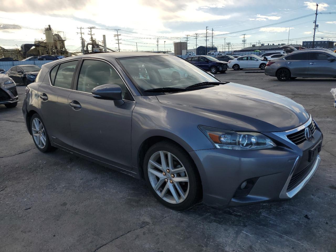 VIN JTHKD5BH2G2274455 2016 LEXUS CT 200 no.4