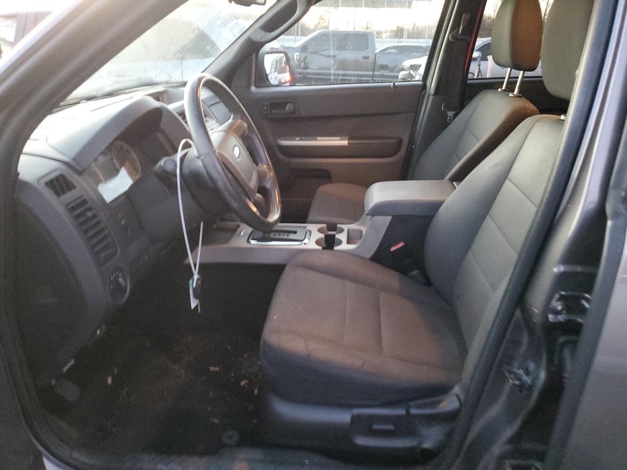 2011 Ford Escape - Image 7