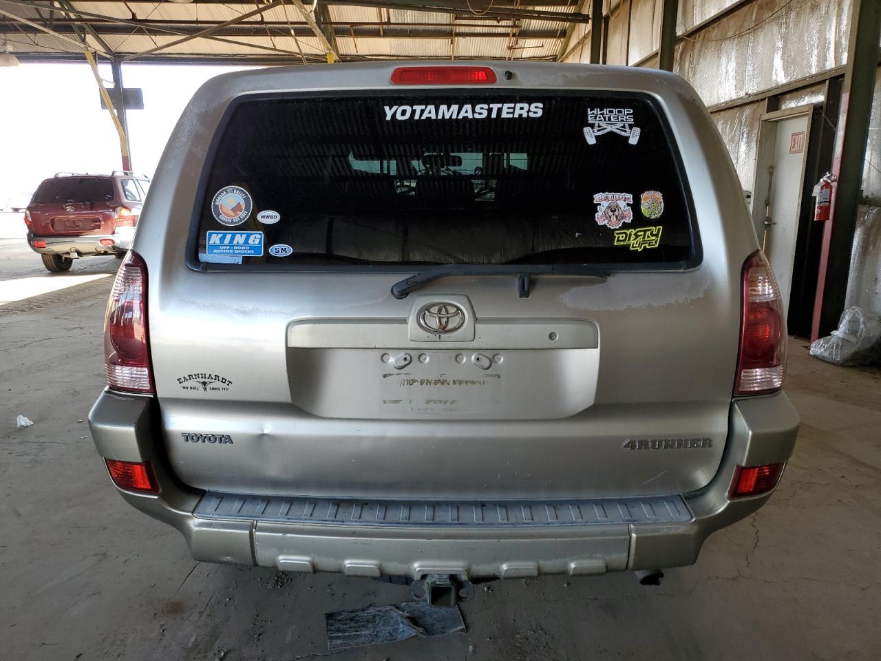 2004 Toyota 4Runner - Image 6